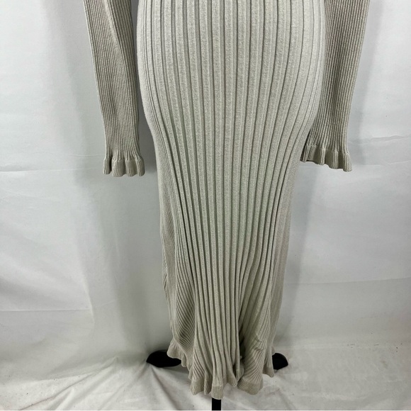 VEDA Grey Figgy Sweater Dress Size L - Picture 5 of 16